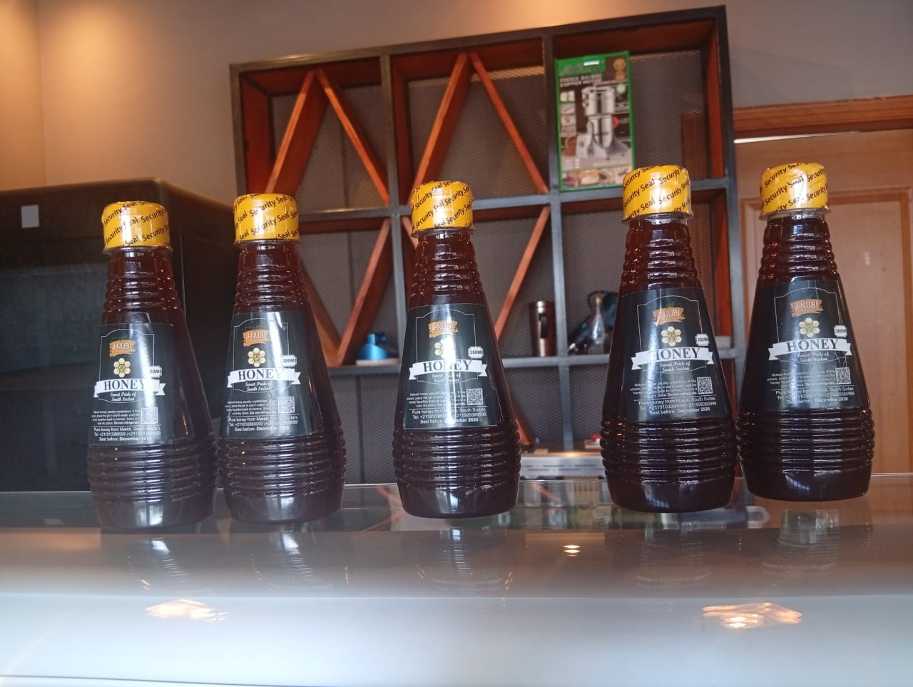 J-NUBI Honey bottles — From Hive To Table